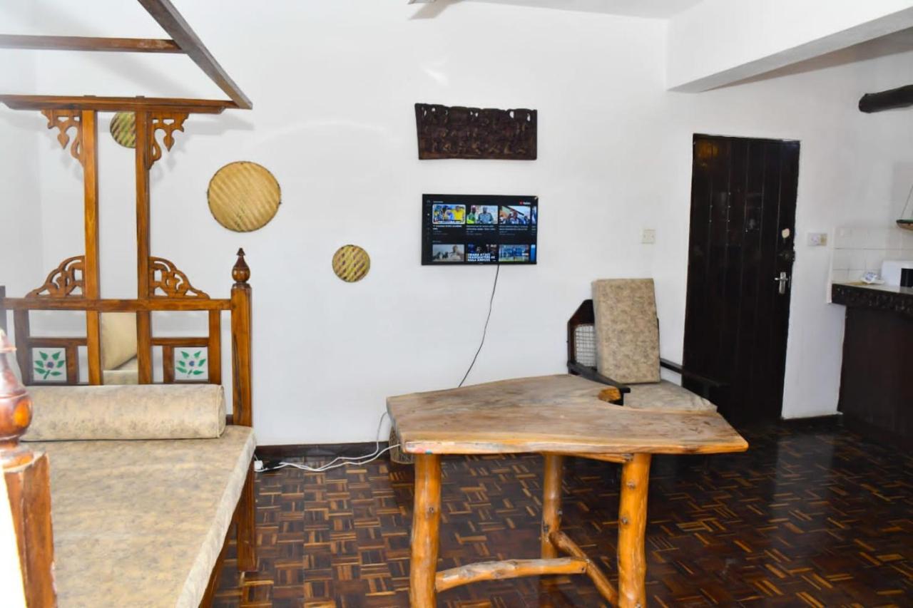 Mavericks Convenient Cozy Loft In Diani'S Cbd Ukunda Zewnętrze zdjęcie